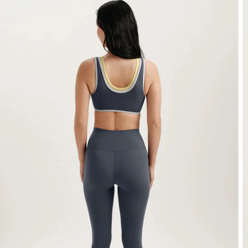 SET ACTIVE Airluxe Breathe Layer Scoop Bra Himalaya No Service Med BNWT SOLDOUT - Picture 2 of 6